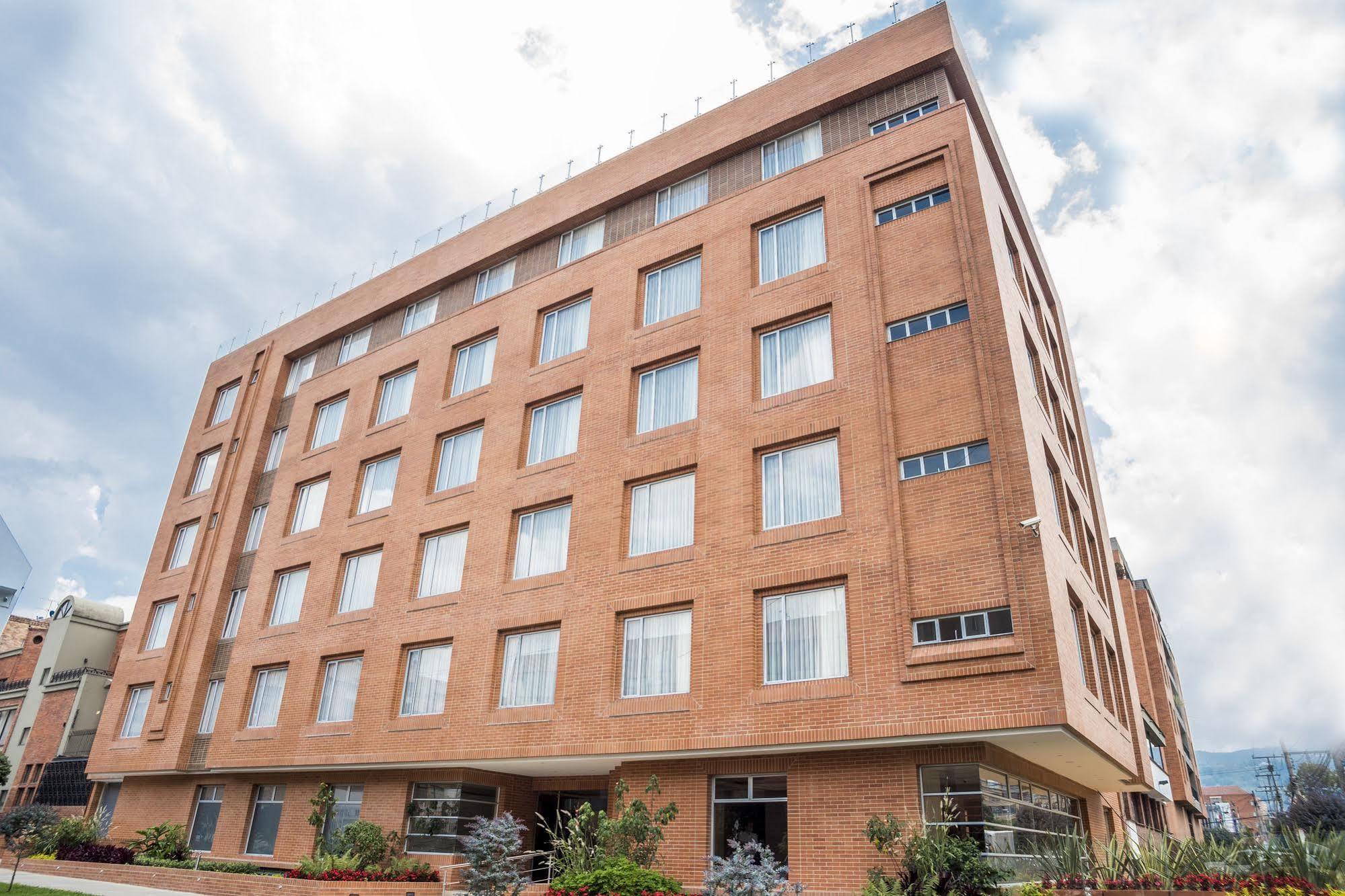 Hotel Plaza Suites Bogotá Exterior foto